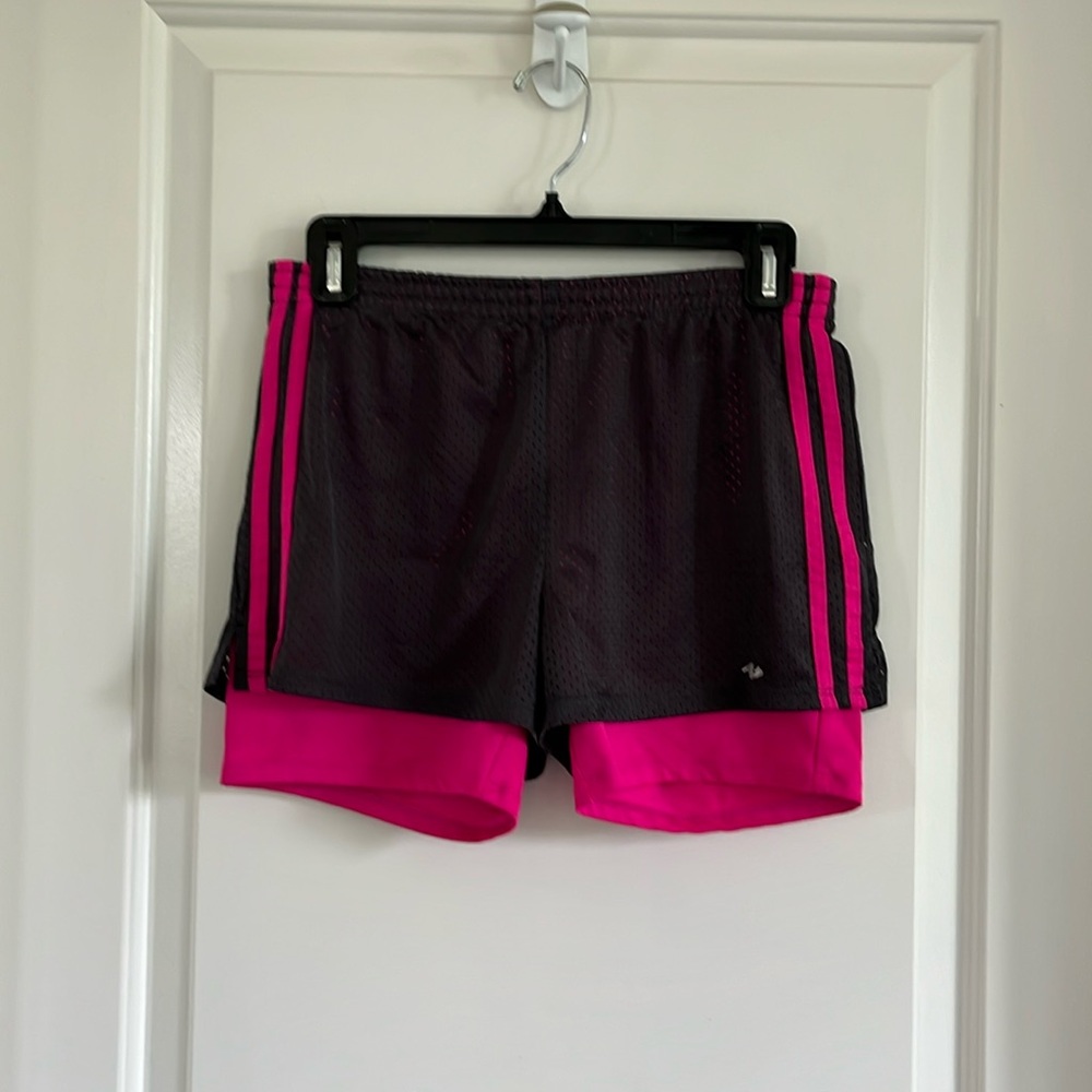Athletic works shorts size xl (14-16)